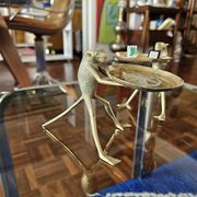 Small sculpture in gilded brass, African craftsmanship.