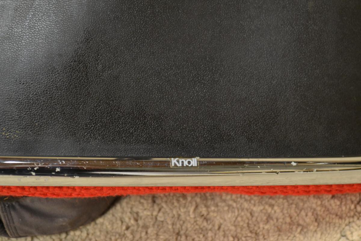 Pair of chairs of Charles Pollock for Knoll