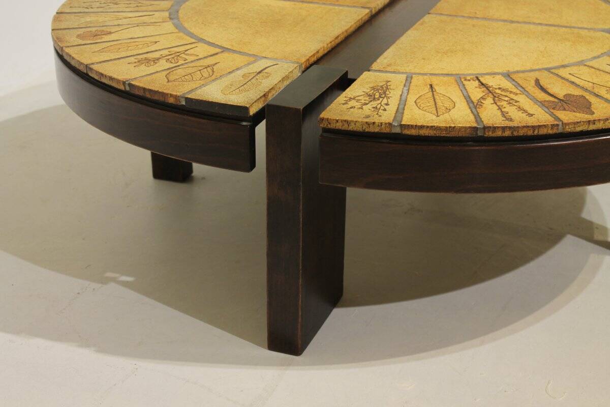 Round coffee table herbarium Roger Capron, Vallauris - ceramic and wooden structure