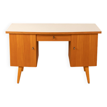Bureau des années 1950