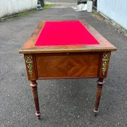 Elegant flat desk in Louis XVI style made of marquetry wood.