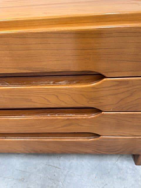 Commode vintage en bois massif, Maison Regain - Esprit Scandinave
