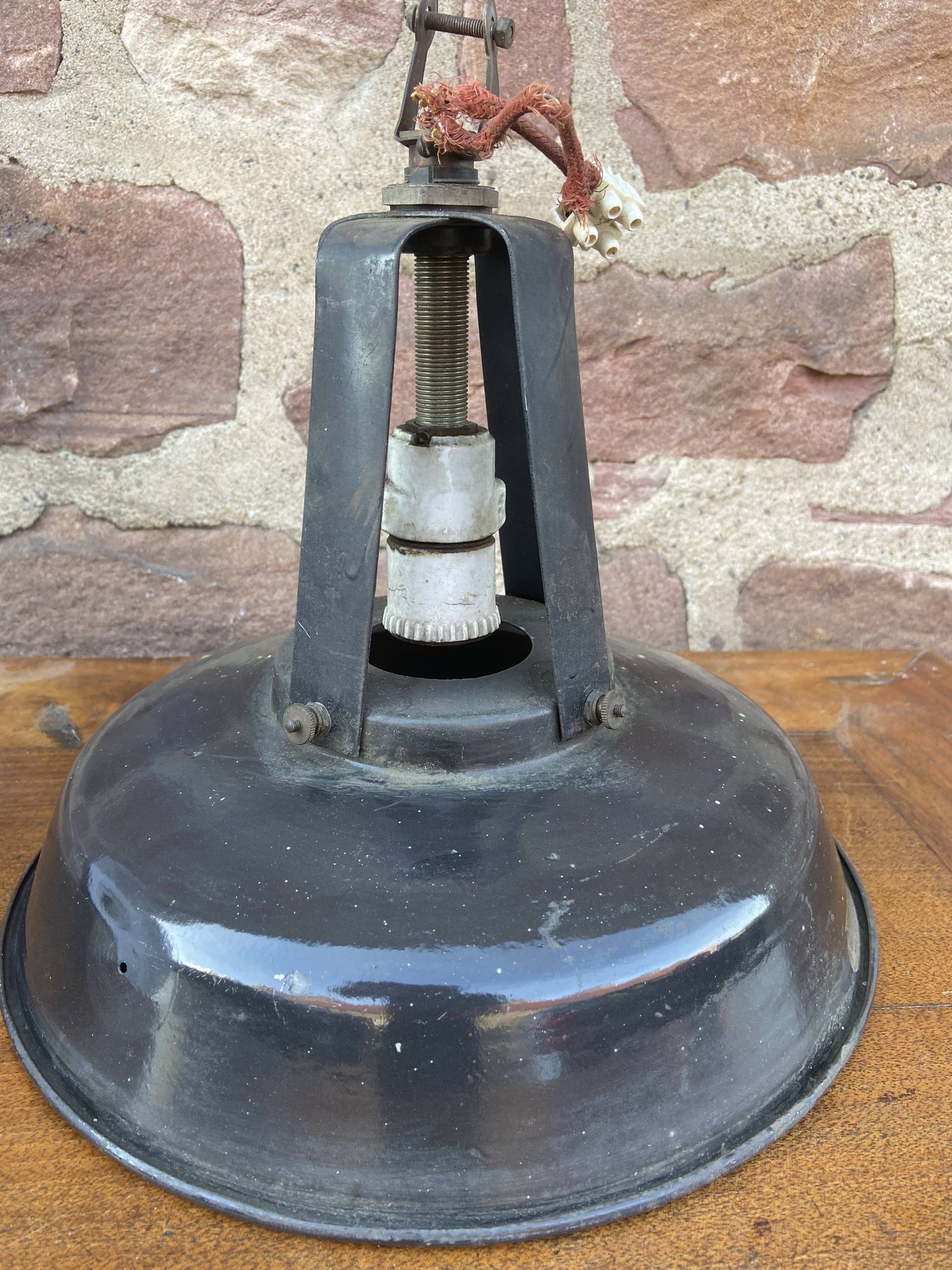 Paire de lampes suspension industriel émaillé mazda reflecto lux