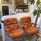 Lobby chairs de Charles et ray eames