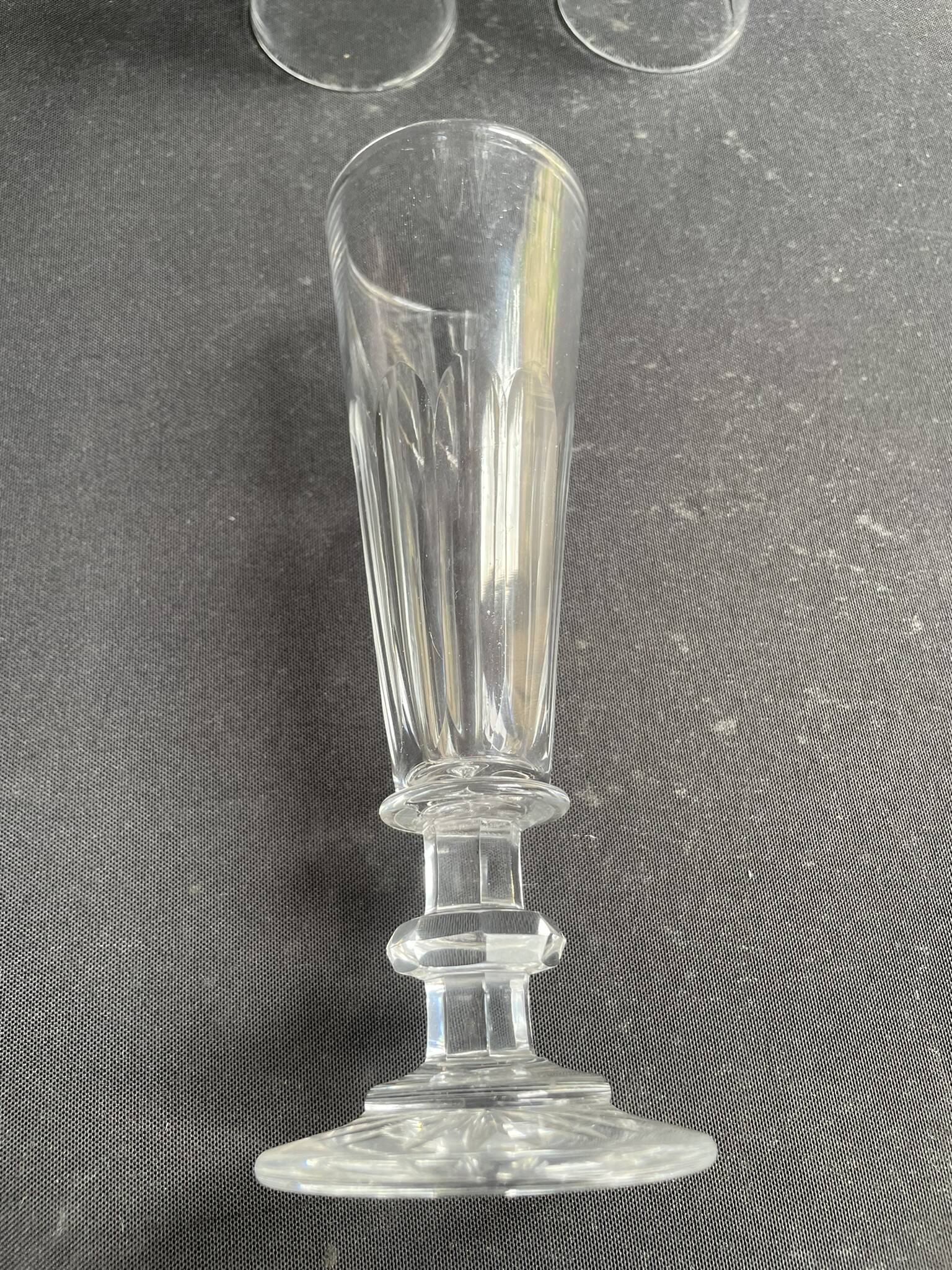6 Baccarat/Saint Louis champagne flutes - Mid 19th century
