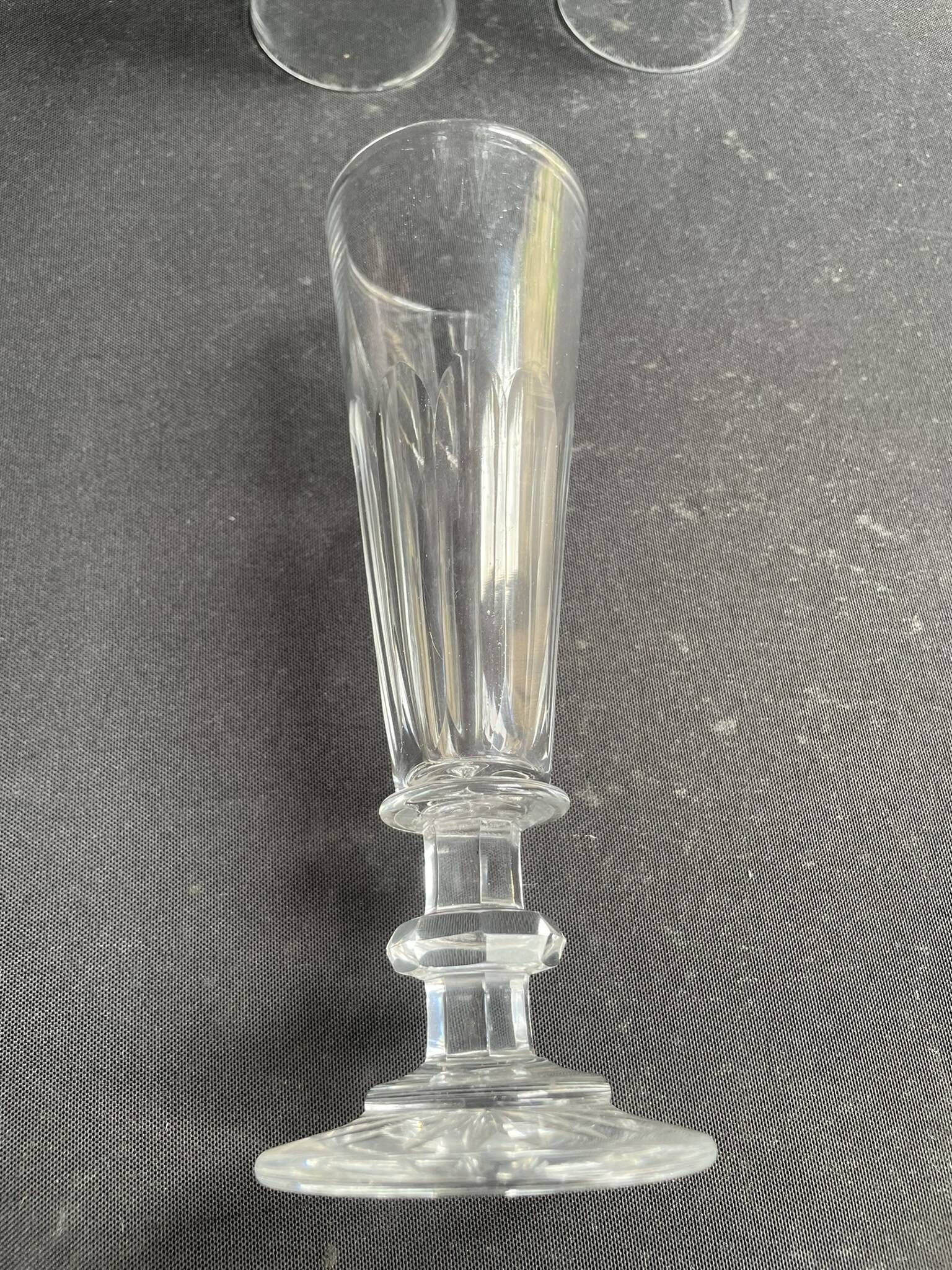 6 Baccarat/Saint Louis champagne flutes - Mid 19th century