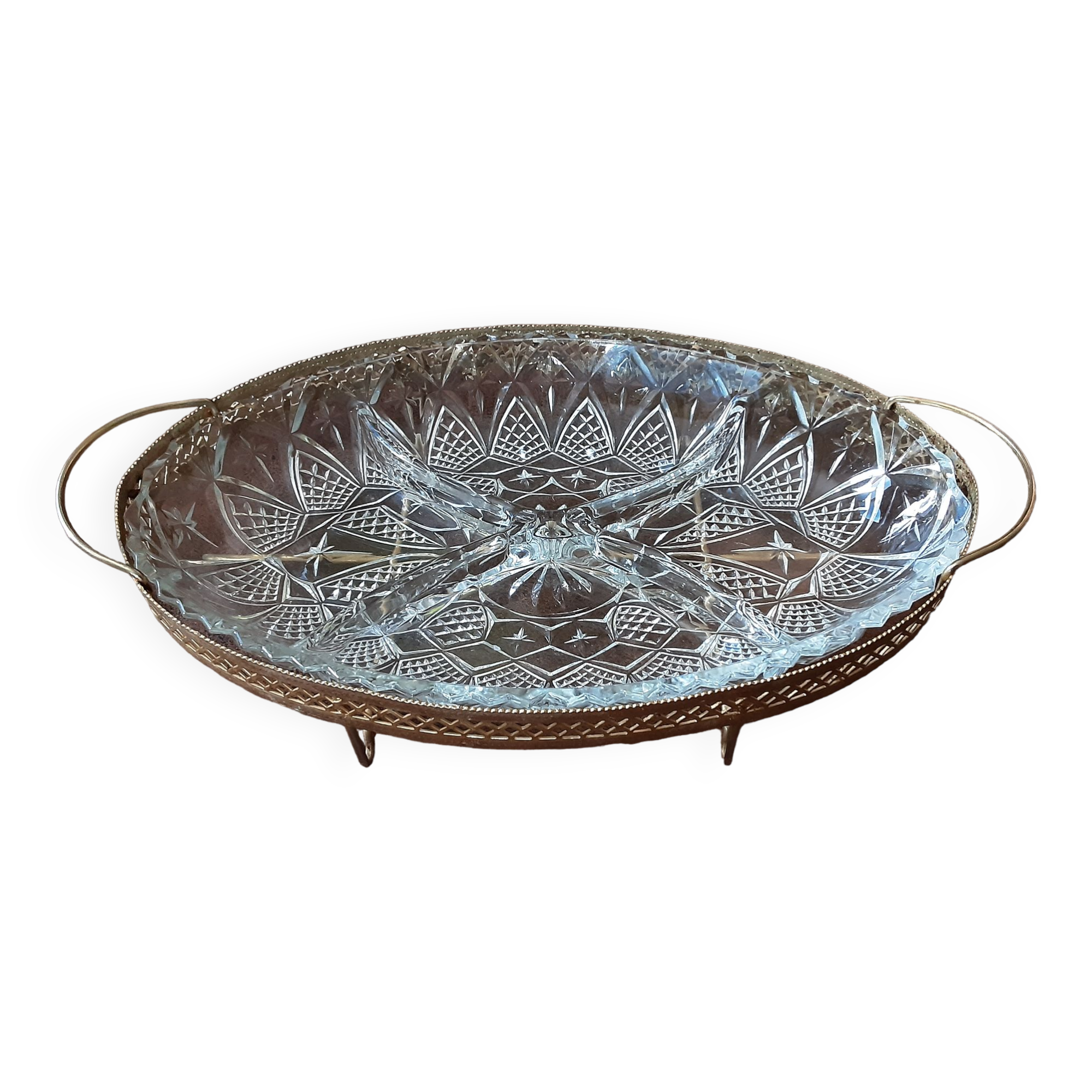 Crystal compartment cup