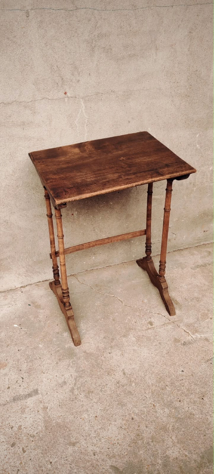 Console, desserte, bout de canapé ou chevet