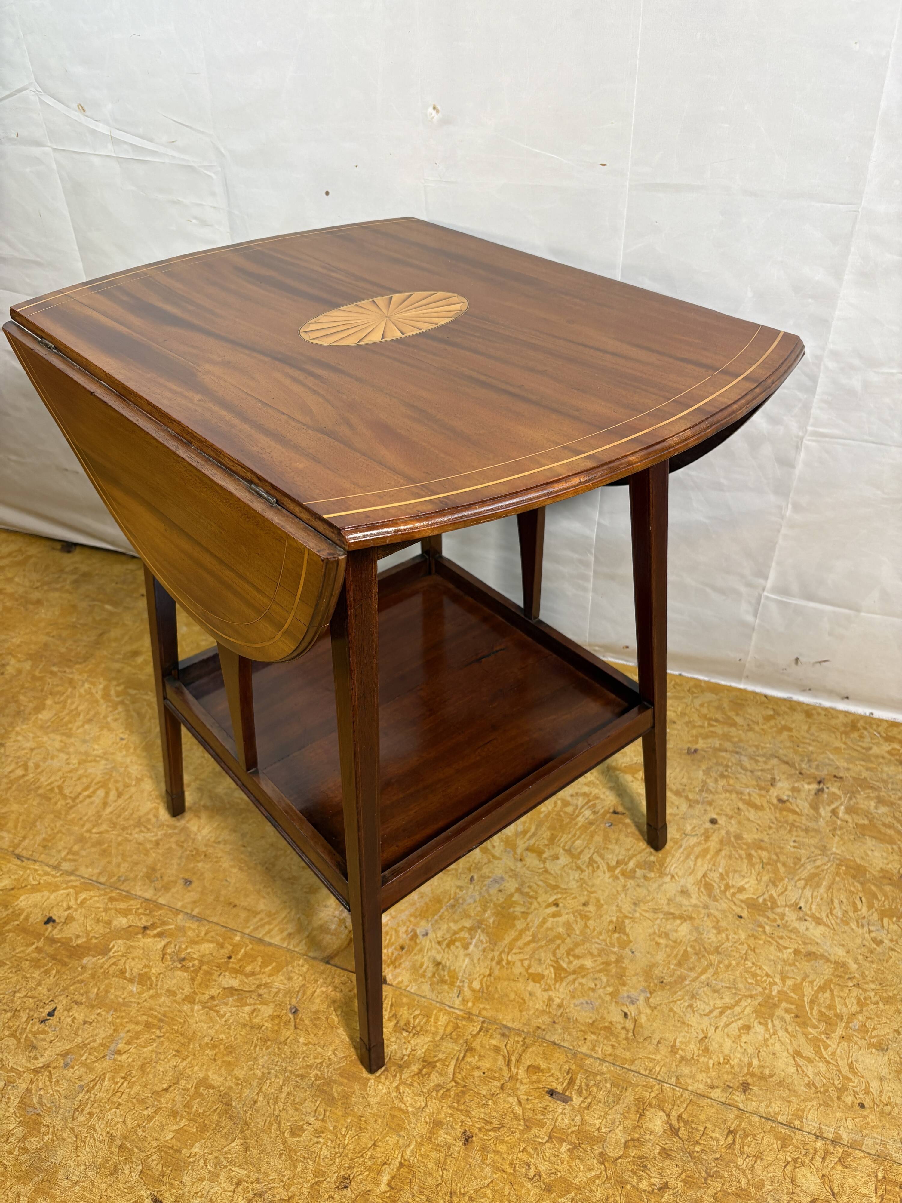 Antique Edwardian Mahogany Oval Drop Leaf Side Table (Circa 1900–1930)