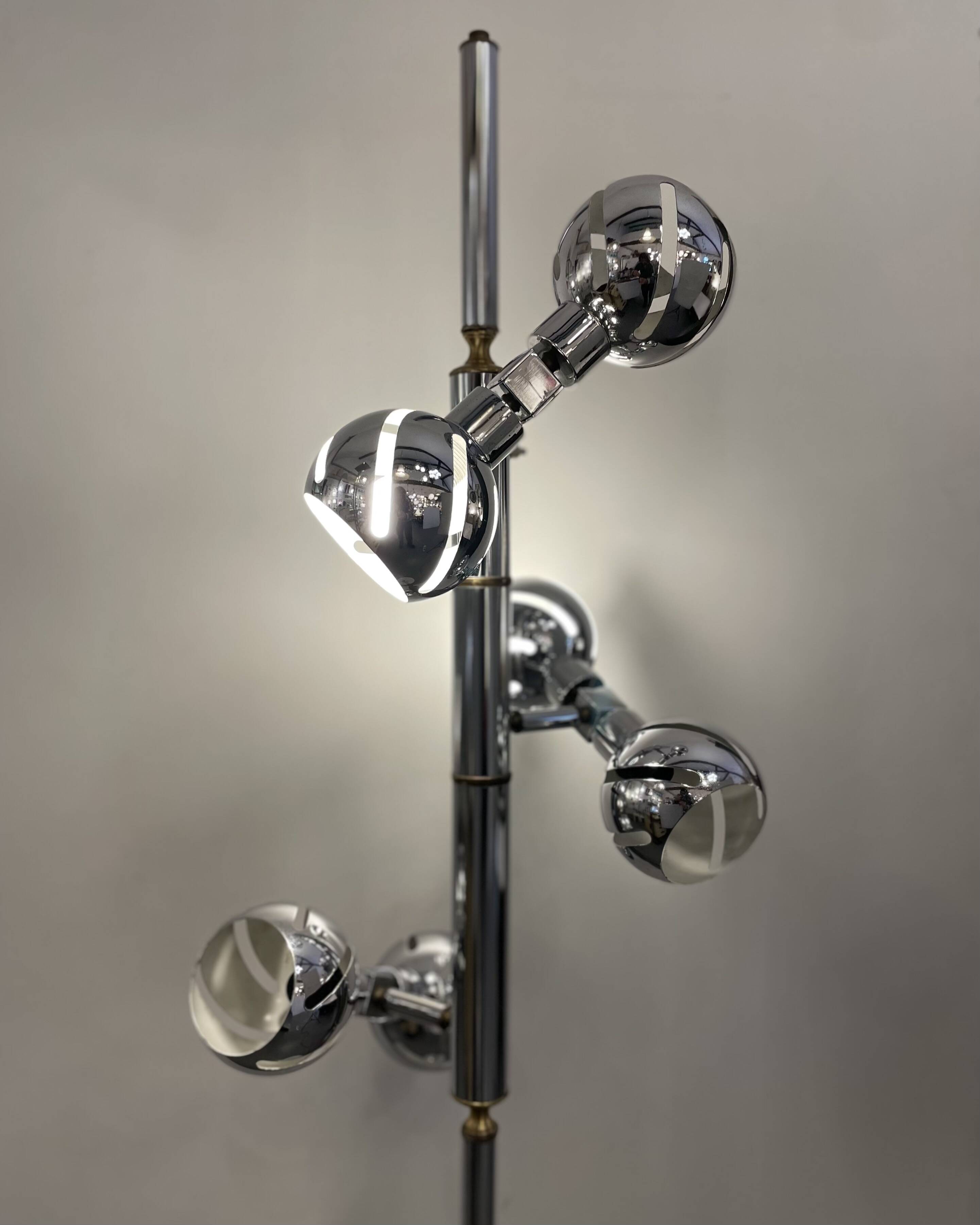 Italian Space-Age Floor Lamp, 1970s