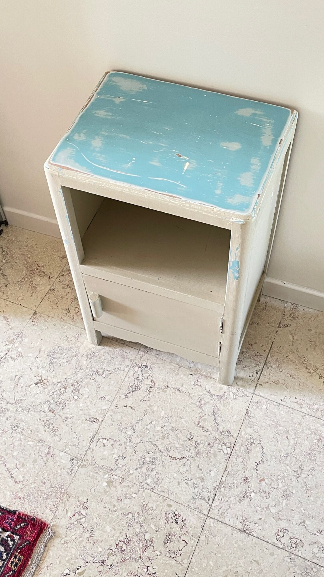 Table de chevet cube années 20