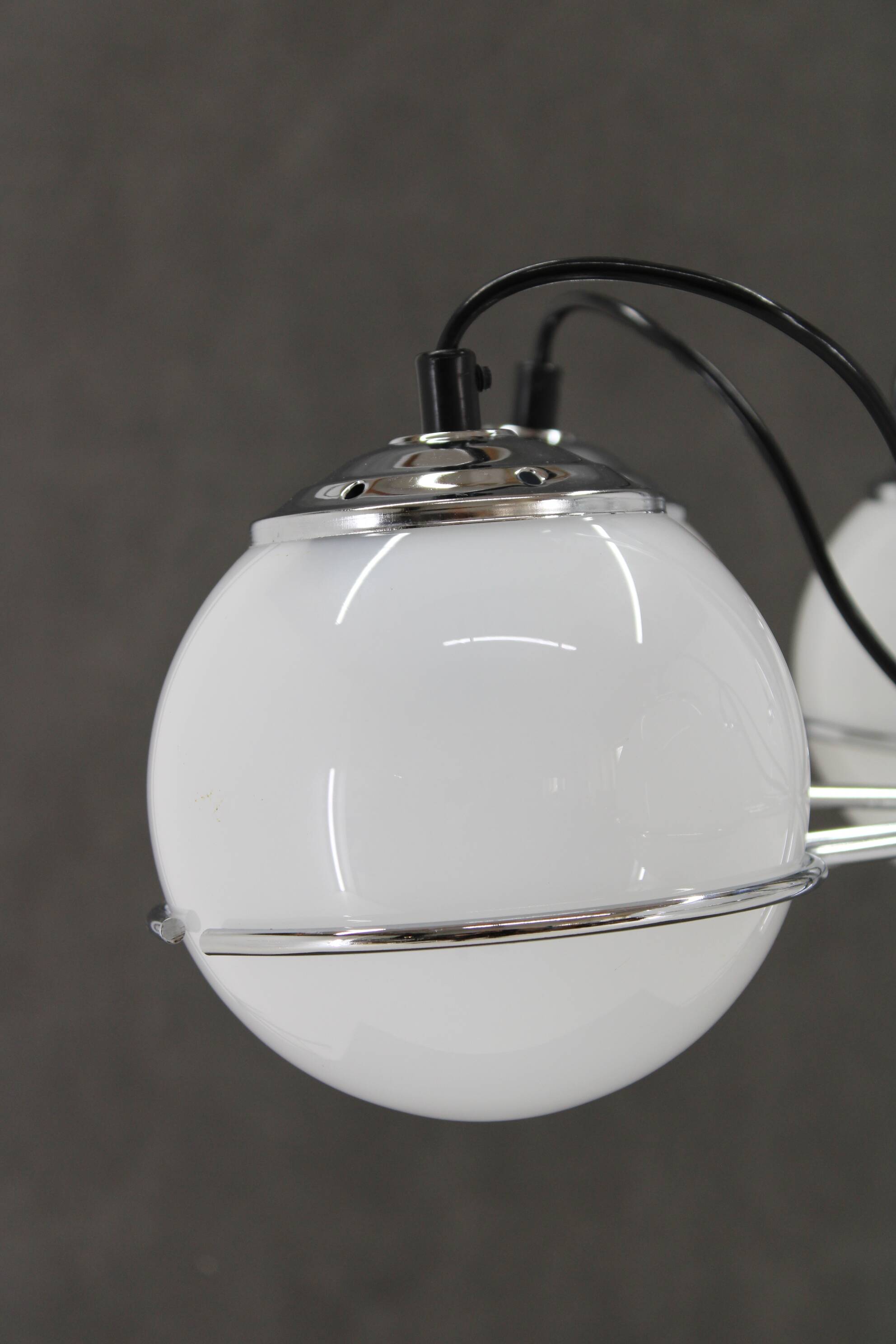 1970s Targetti Sankey Italian Chrome and Opaline Glass Chandelier