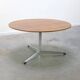 Circular coffee table in oak by Arne Jacobsen for Fritz Hansen, 1960s