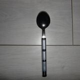 24-piece stainless steel cutlery set with pearly handles