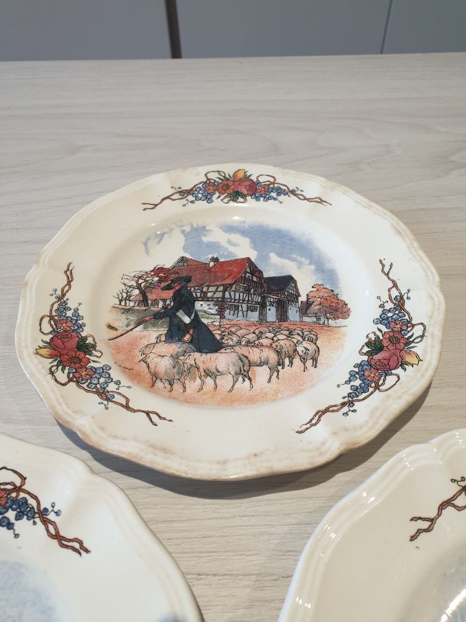 Old sarreguemines plates