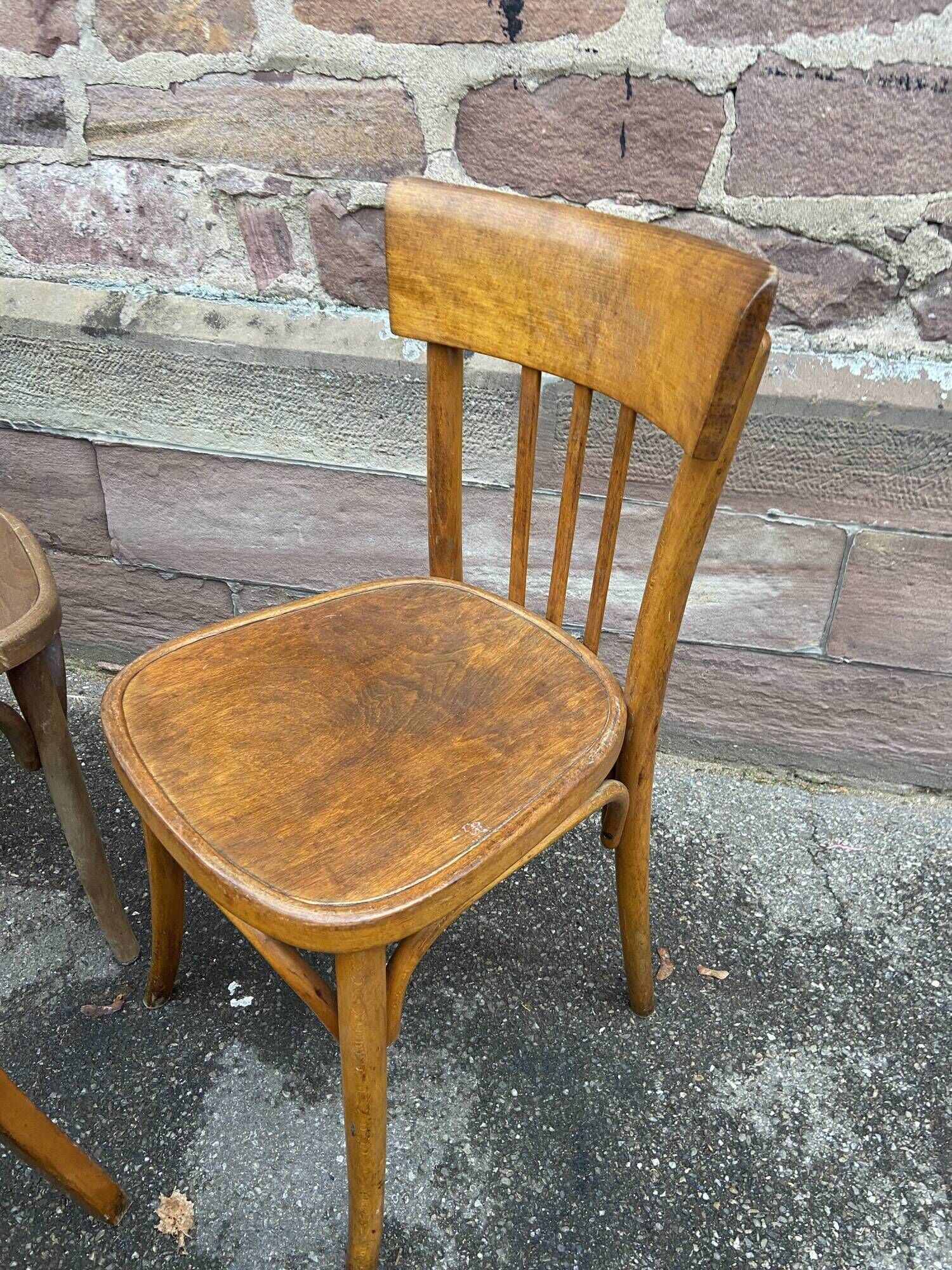 Set of 20 chairs bistro coffee wood curved vintage