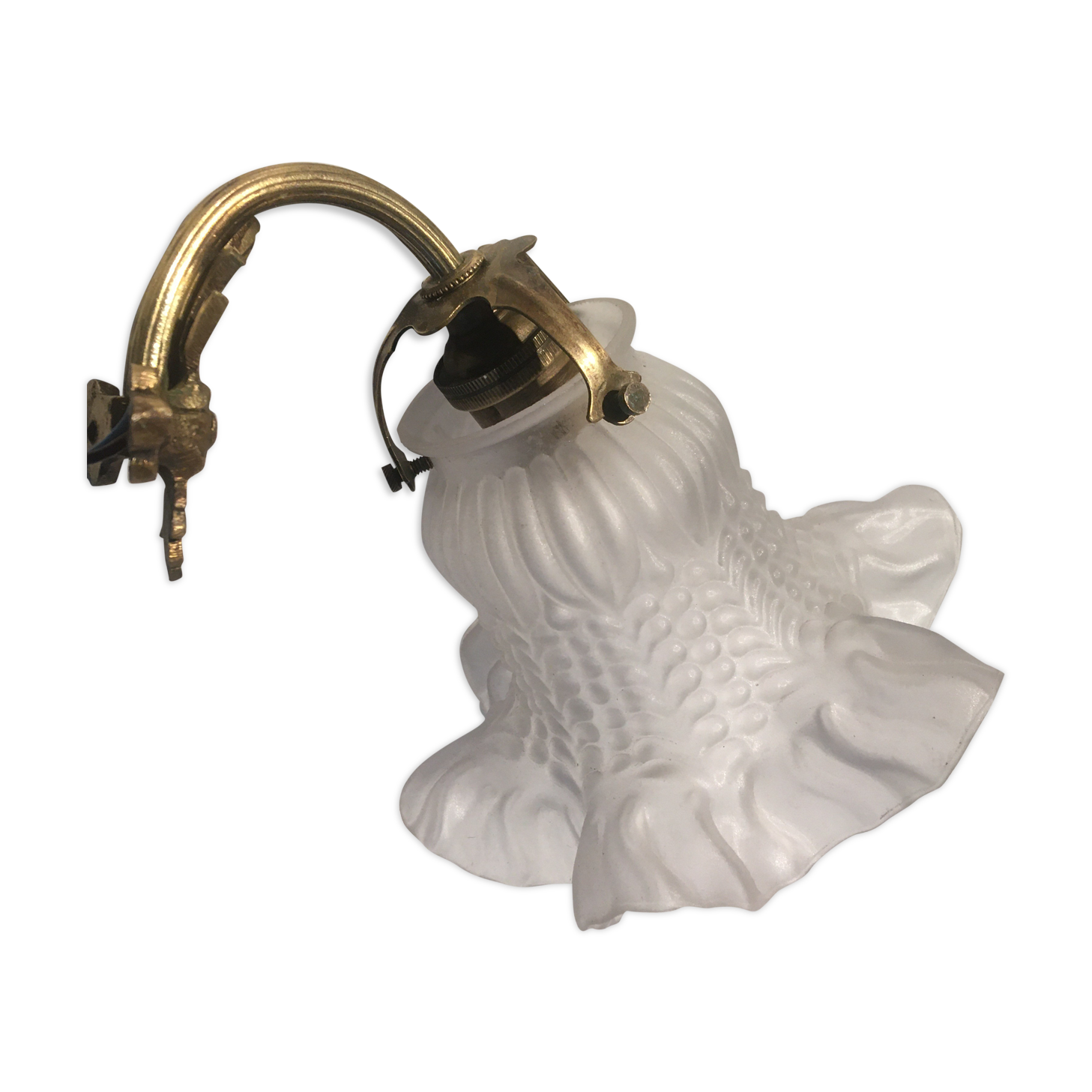 Brass Art Deco tulip sconce