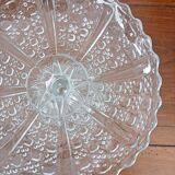 Glass fruit bowl on foot