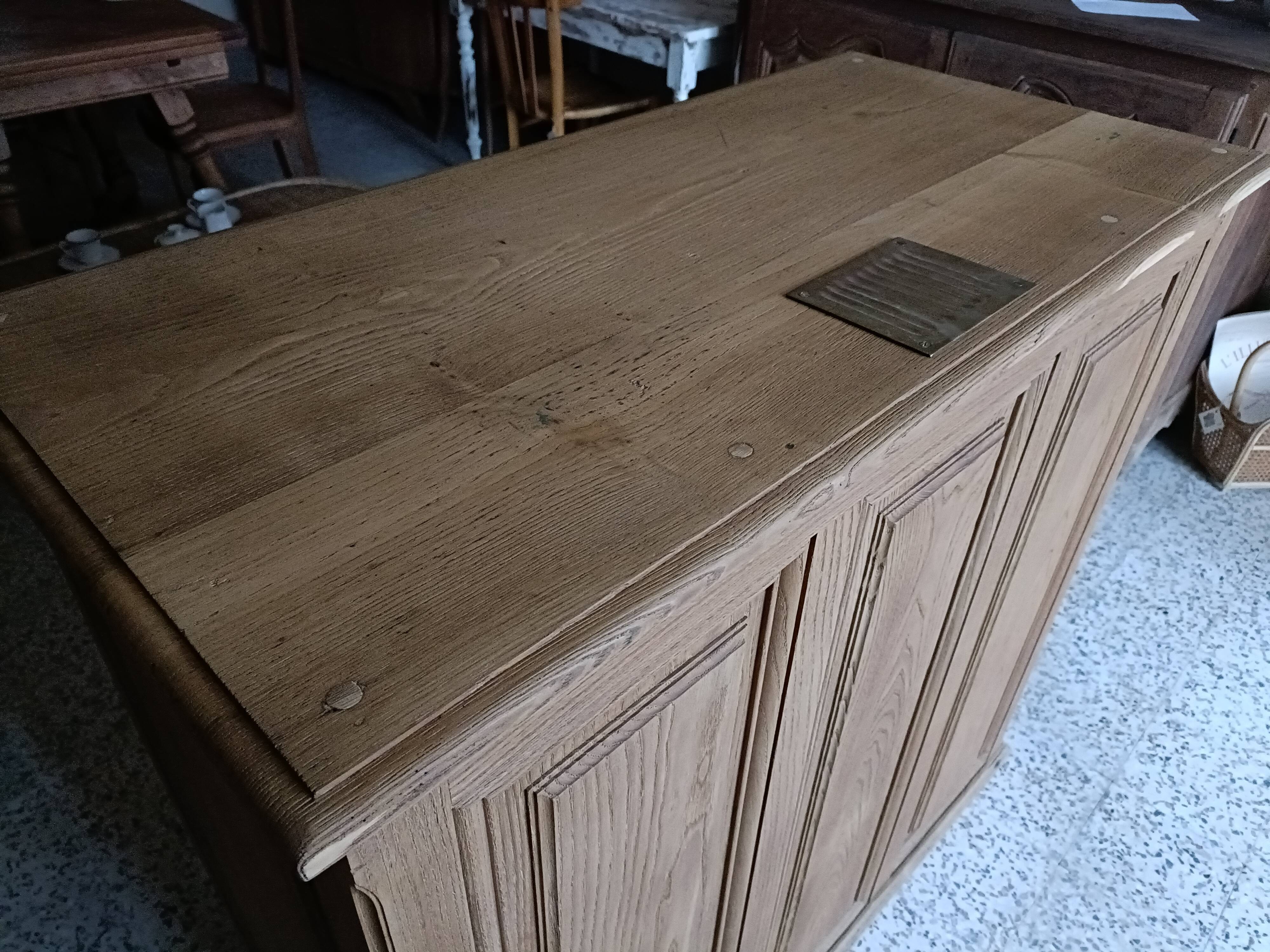 Renovated shop counter