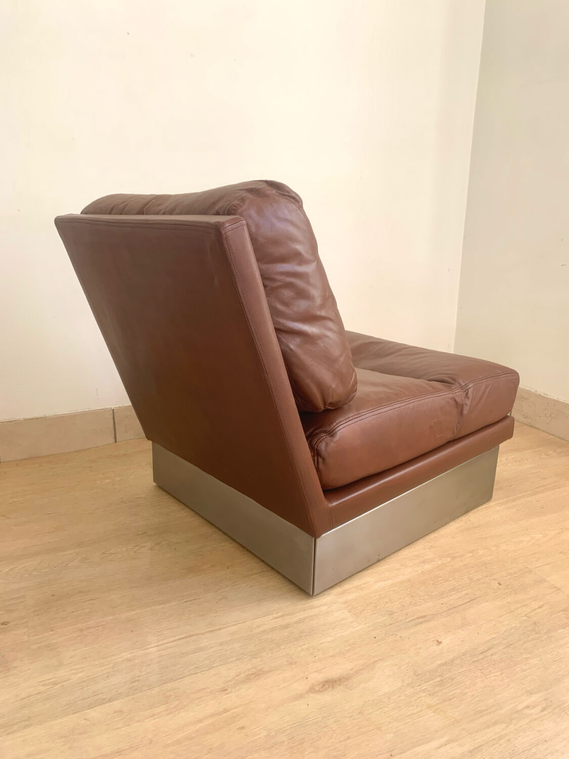 Vintage leather armchair Jacques Charpentier