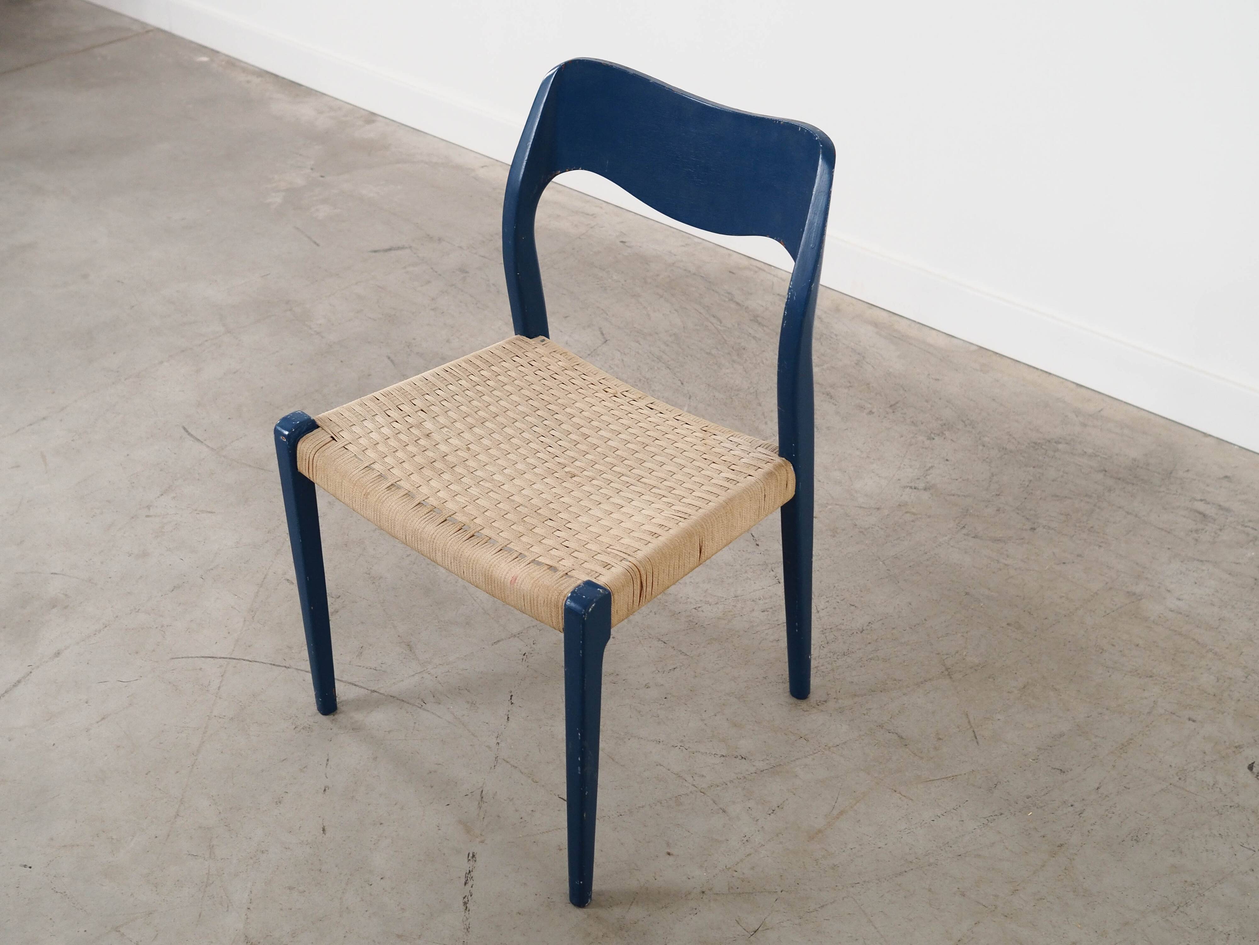 Chaise en teck bleue, design danois, années 1960, designer : Niels Otto Møller