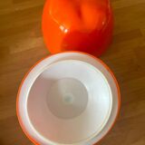 Ice bucket