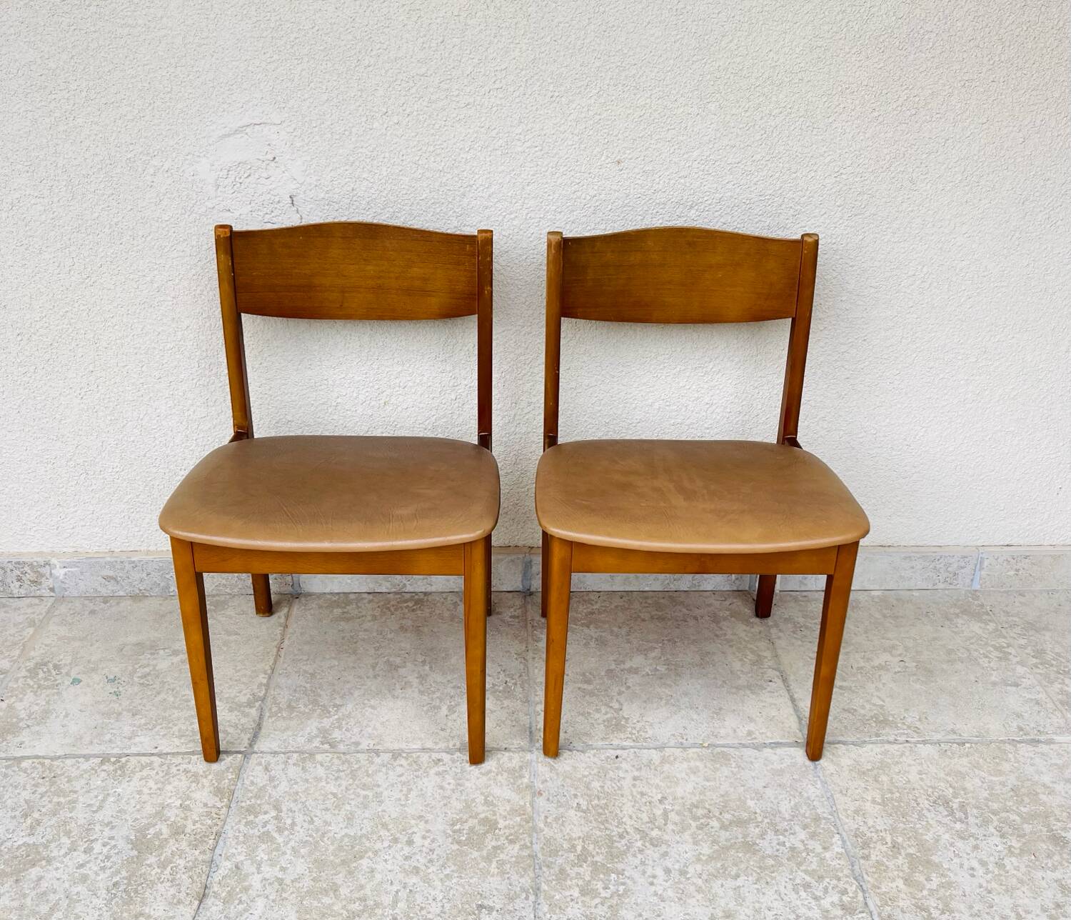 2 vintage chairs from the 1960s