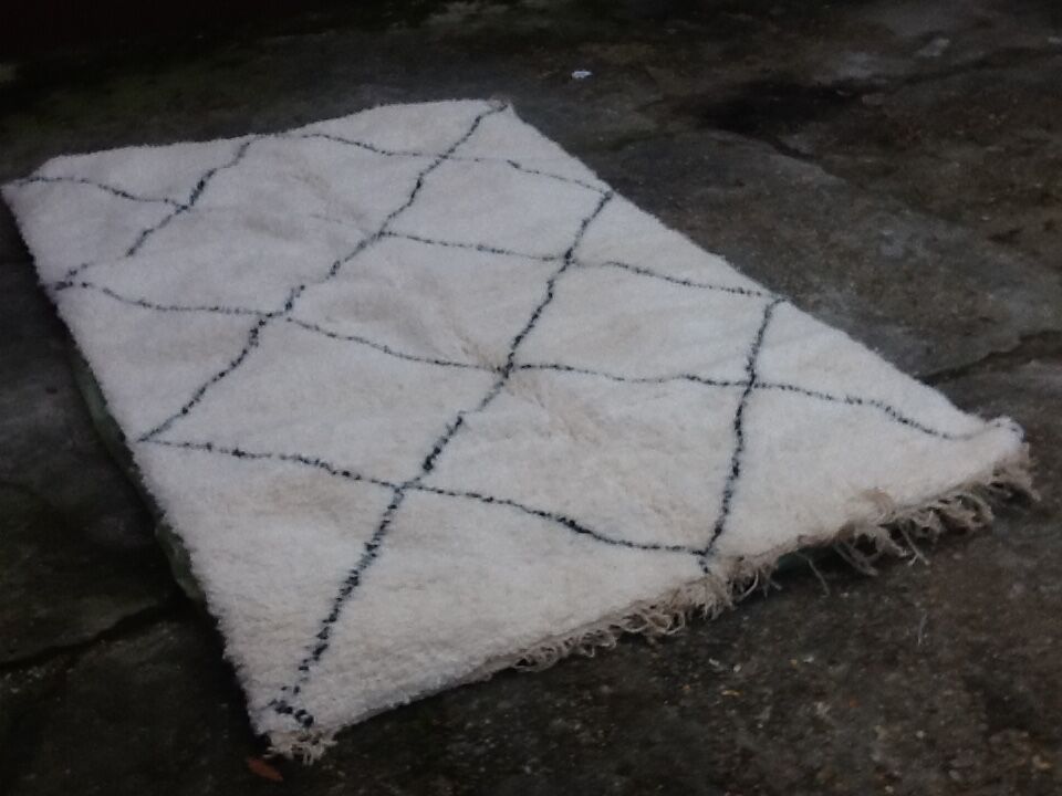 Carpet beniouarain 255 x 160 cm