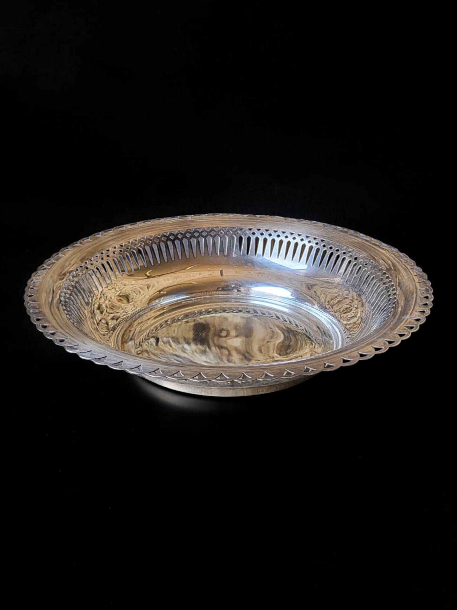 Silver-plated metal plate Germaine Monteil Paris