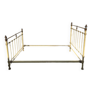 WROUGHT IRON BED 1900