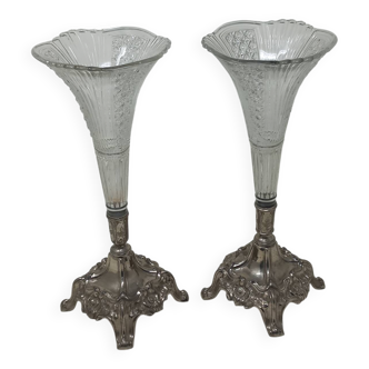Pairs of engraved tulip vases in silver-plated metal soliflore glass