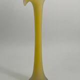 Vase vintage en pâte de verre jaune