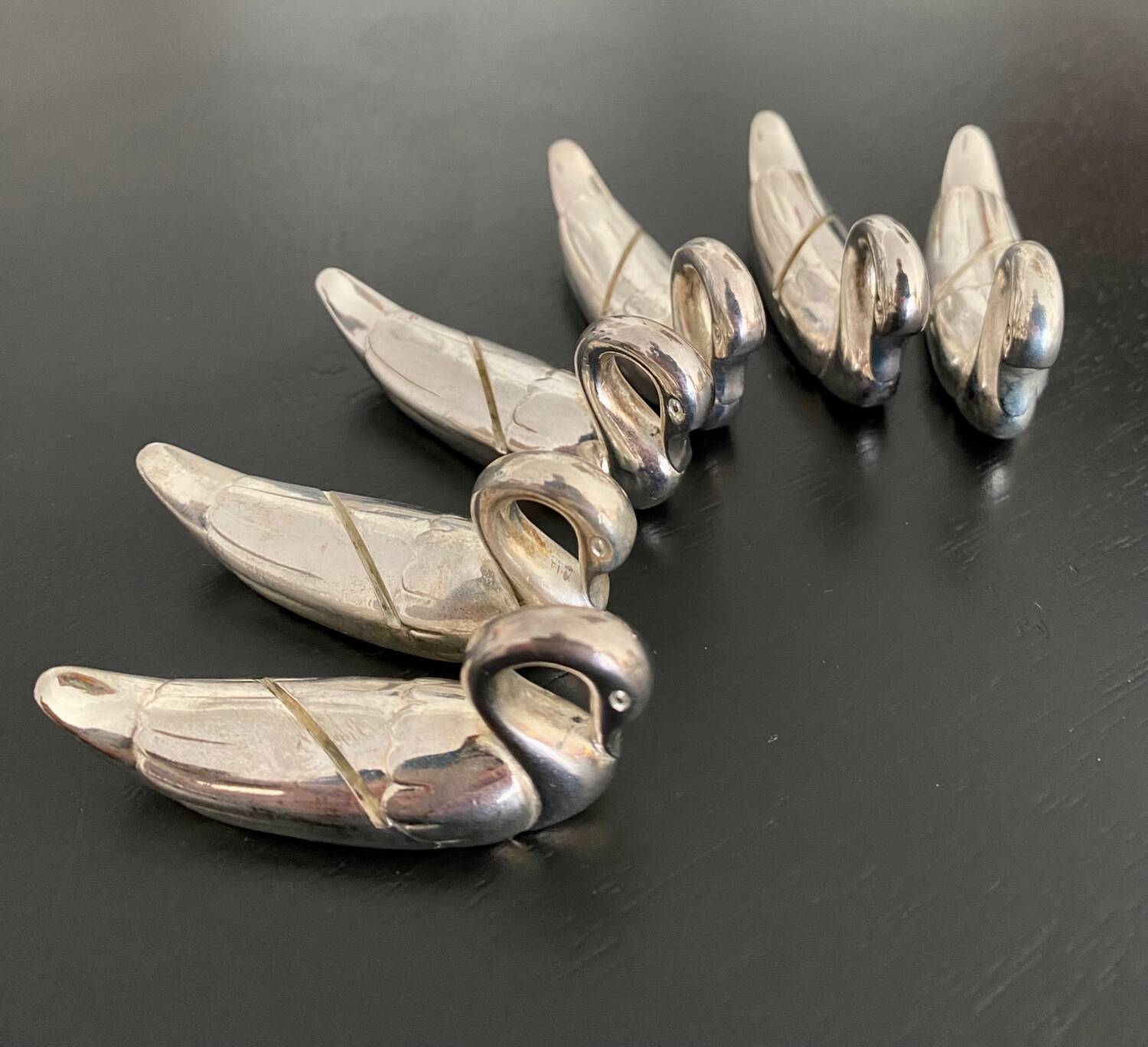 6 porte-couteaux forme canard en métal couleur argent