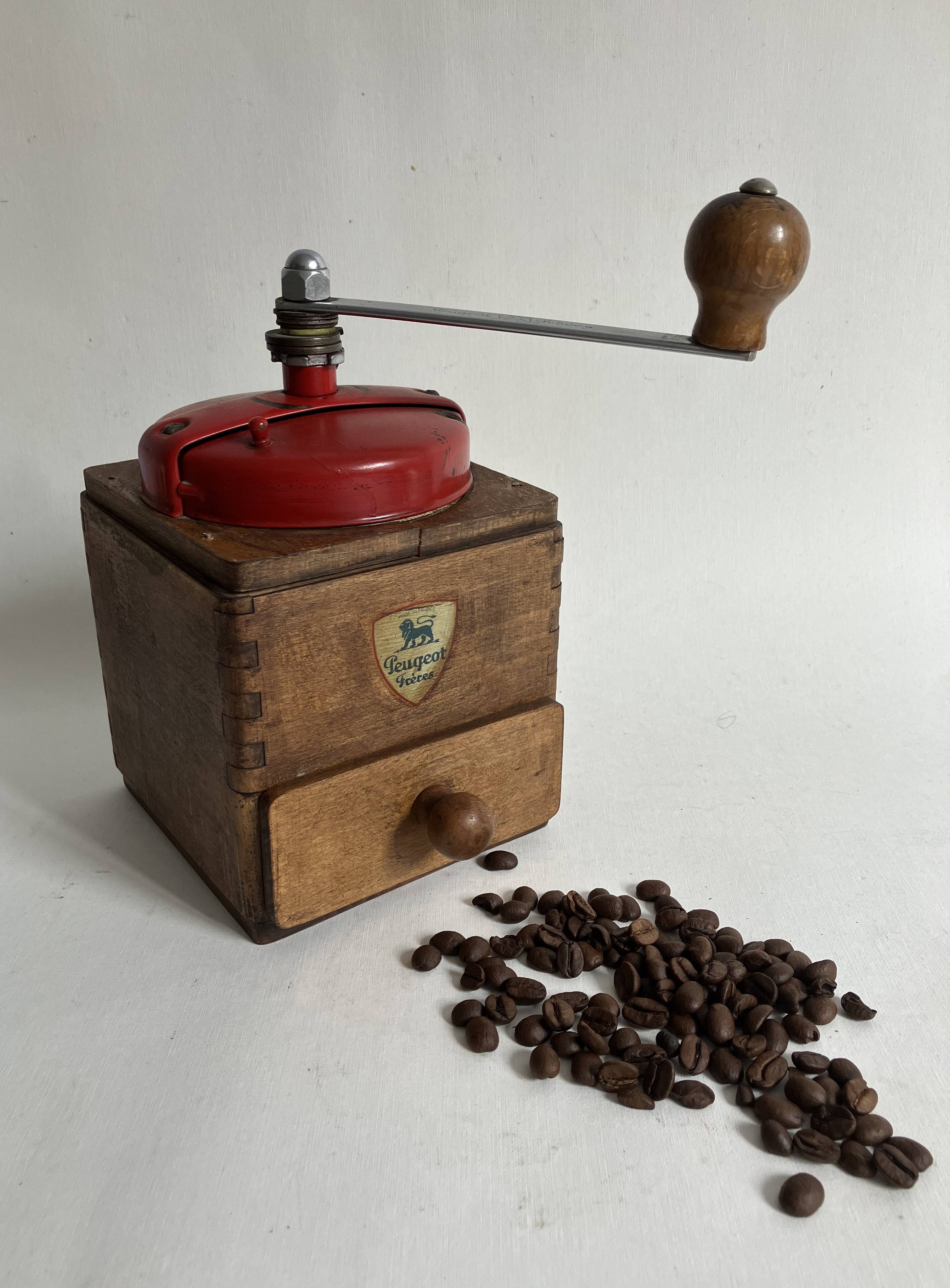 Peugeot Frères coffee grinder, kitchen decoration