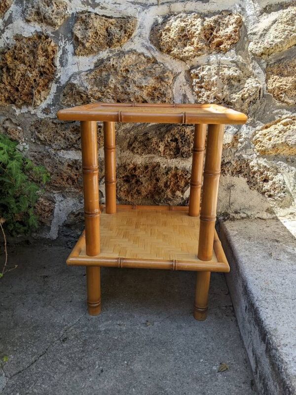 Table de chevet vintage bois effet bambou tressage artisanal japan style