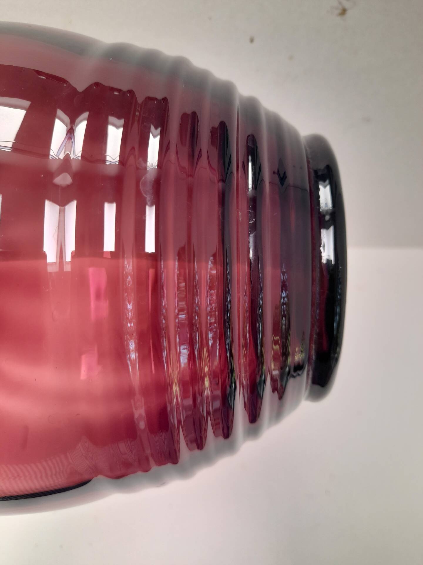 Beautiful Doyen Art Deco vase in burgundy glass.