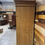 Red fir wardrobe - Compact & Authentic format