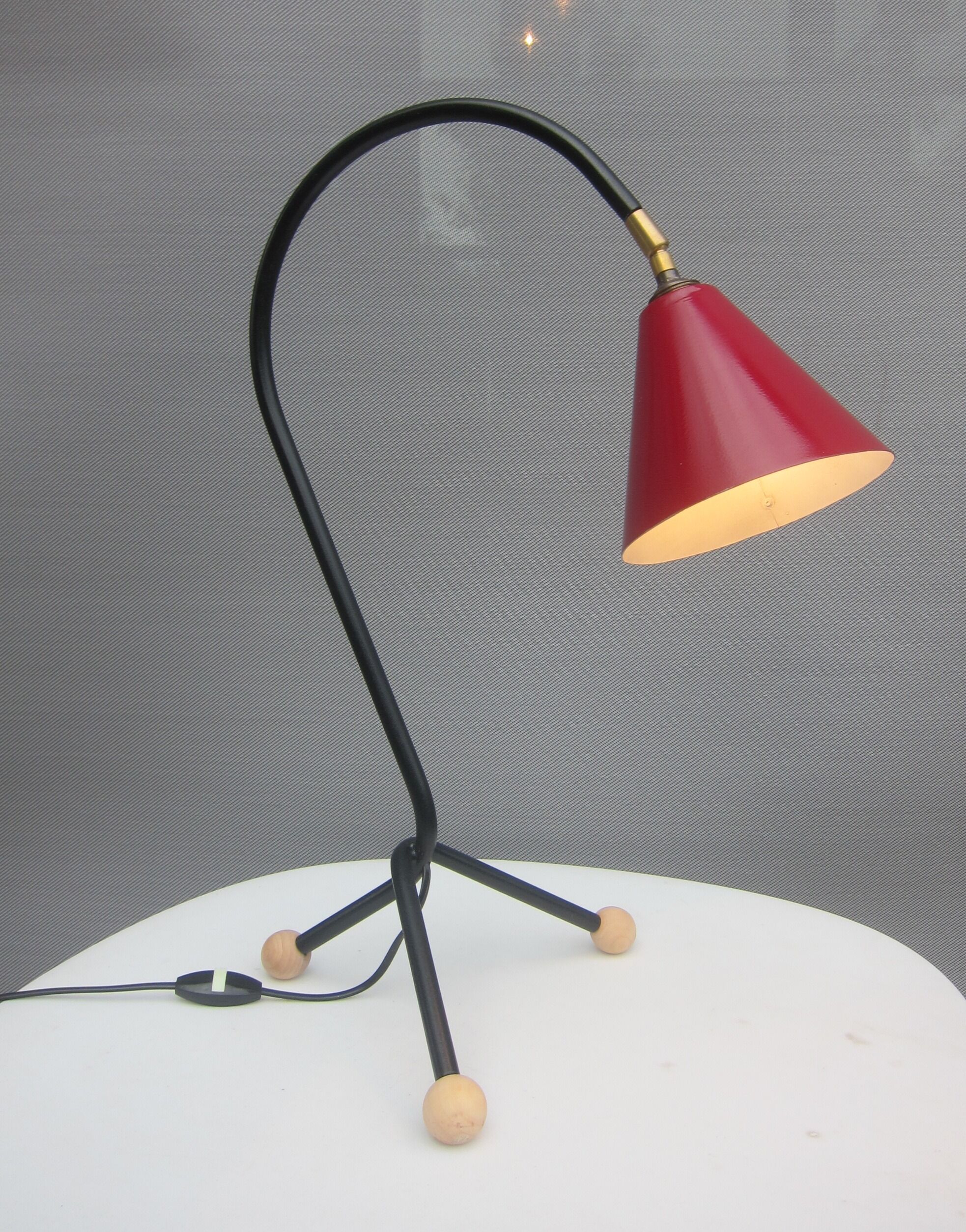 Tripod bedside lamp red Sputnik