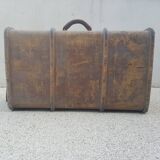 Old wooden travel trunk case