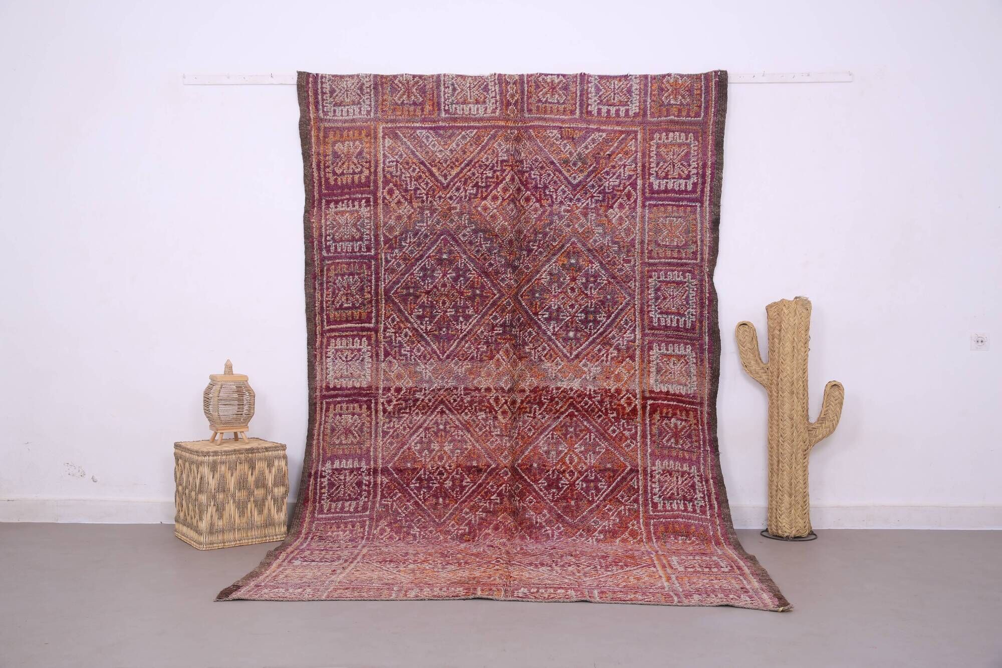Purple Vintage Moroccan Rug 187 x 296 cm, Berber Handmade Wool Rug Bohemian