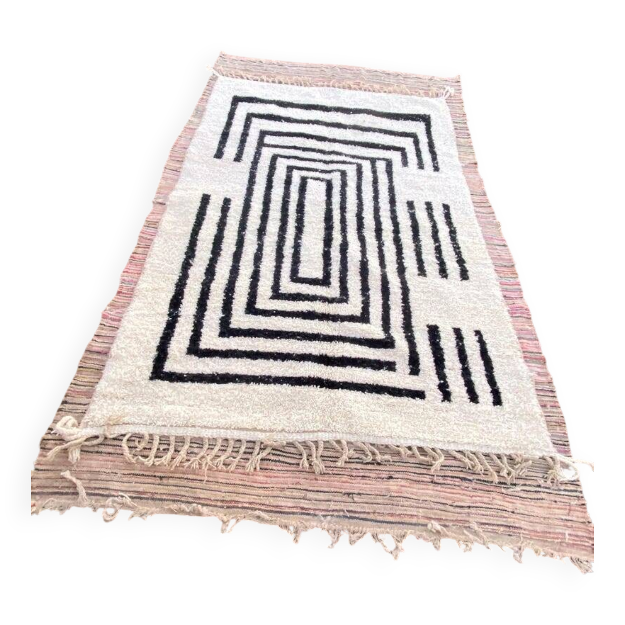 Berber rug in pure wool, size 150 x 250 cm