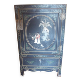 Small chinese lacquered furniture in black with mother-of-pearl inlays / 1 door / 1 drawer