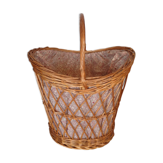 Vintage wicker basket