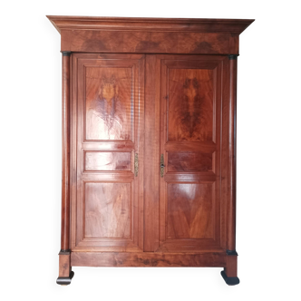Armoire Empire en noyer