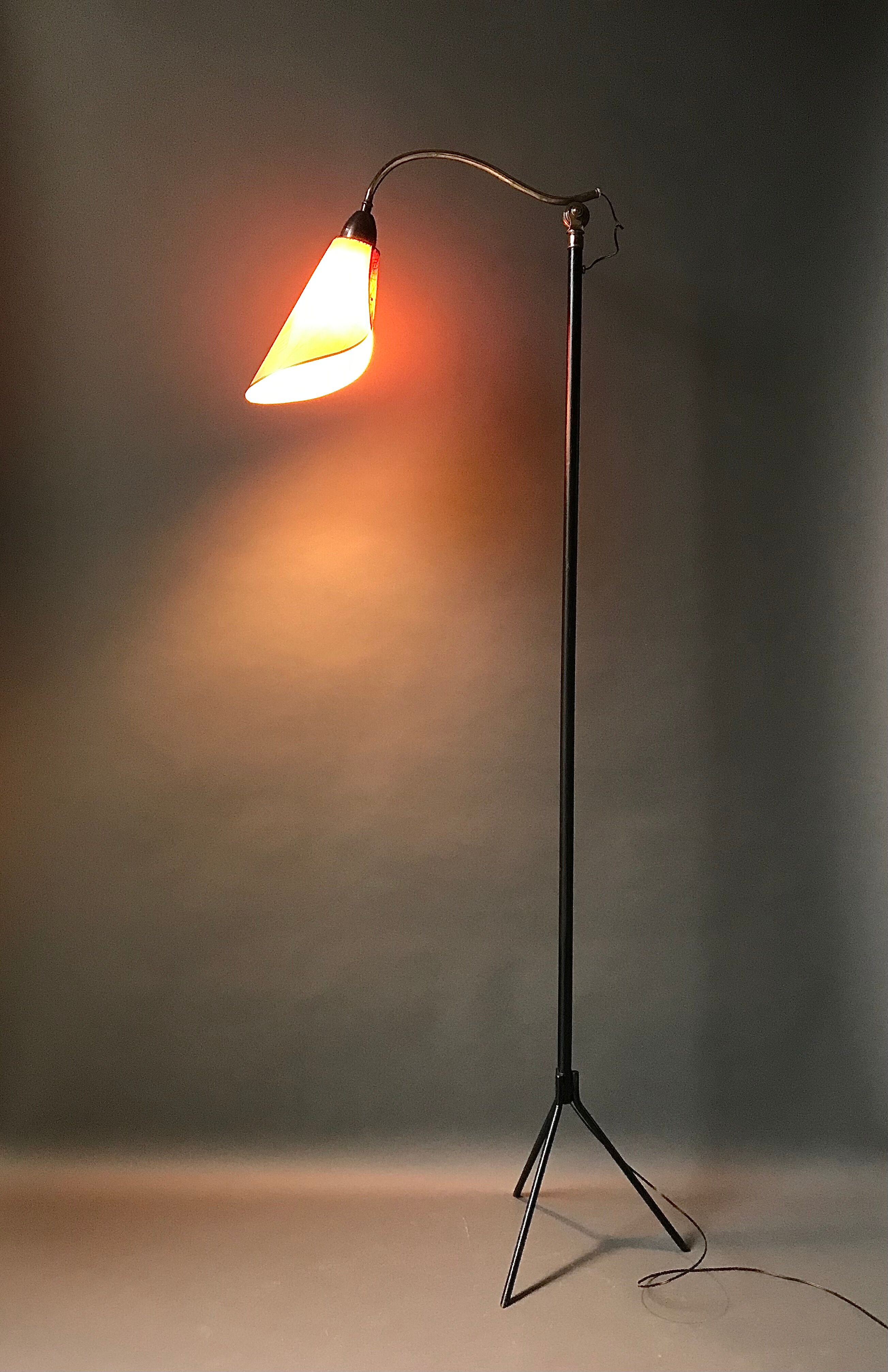 e-reader floor lamp