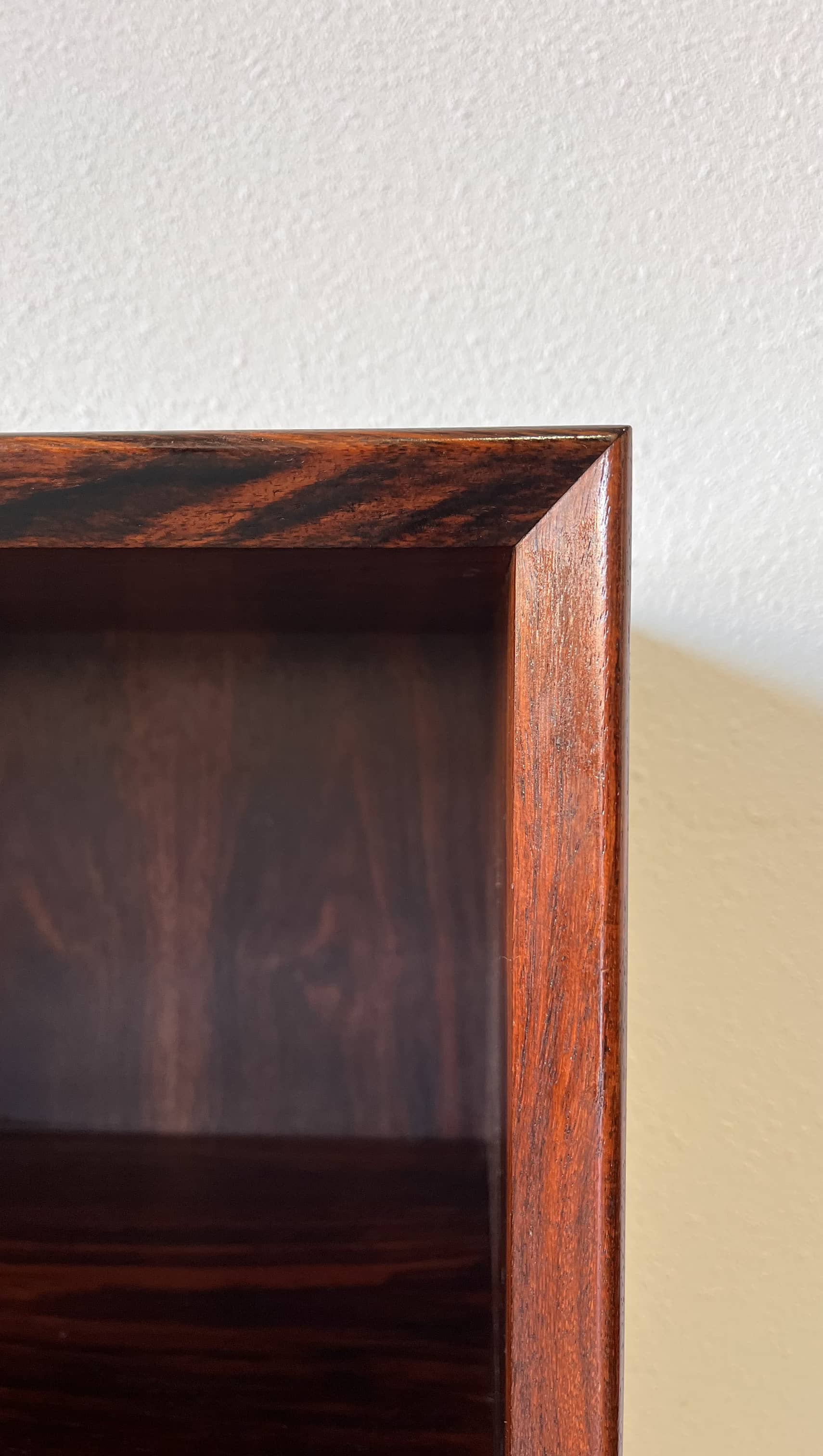 Bookcase in rosewood