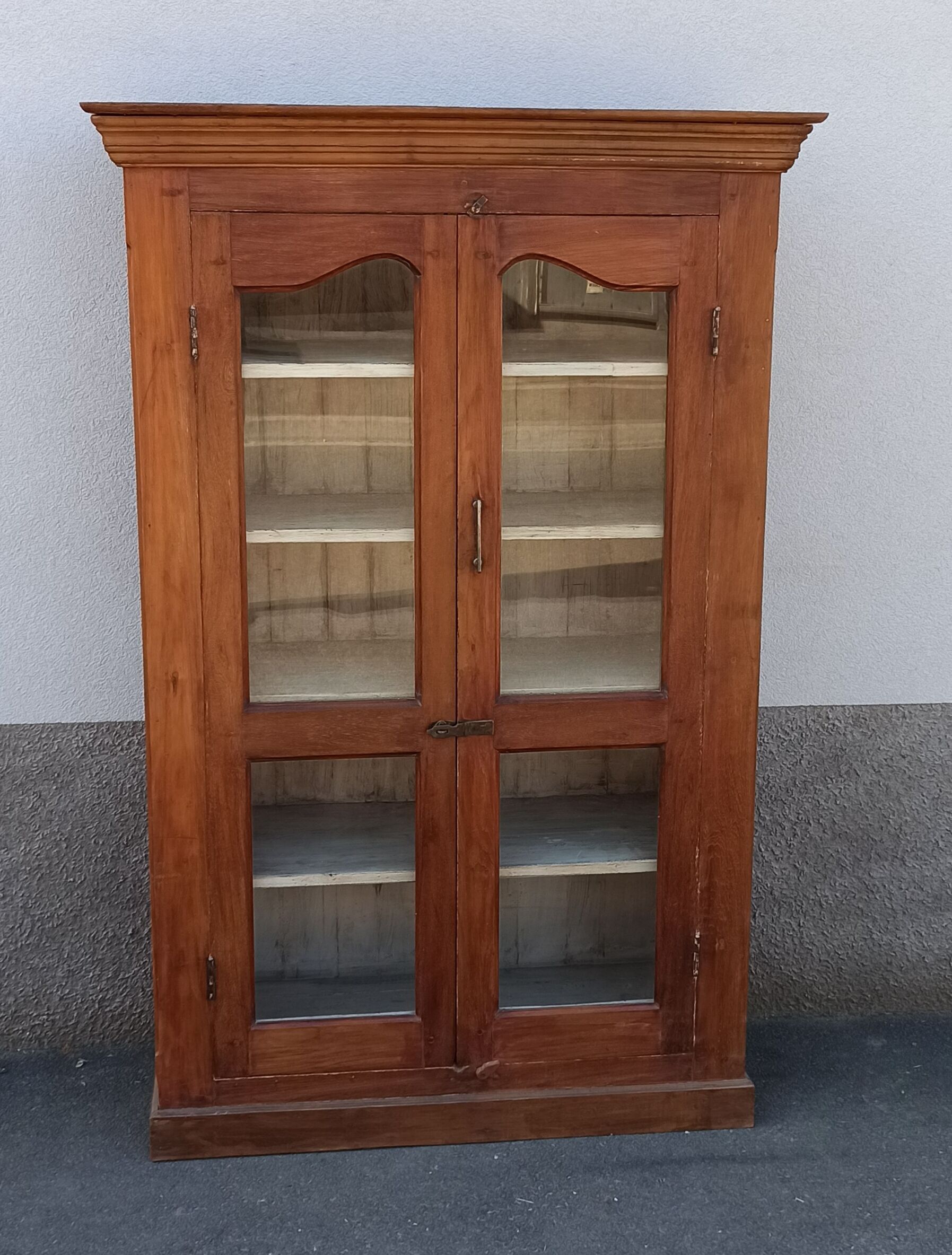 Glazed wooden cabinet