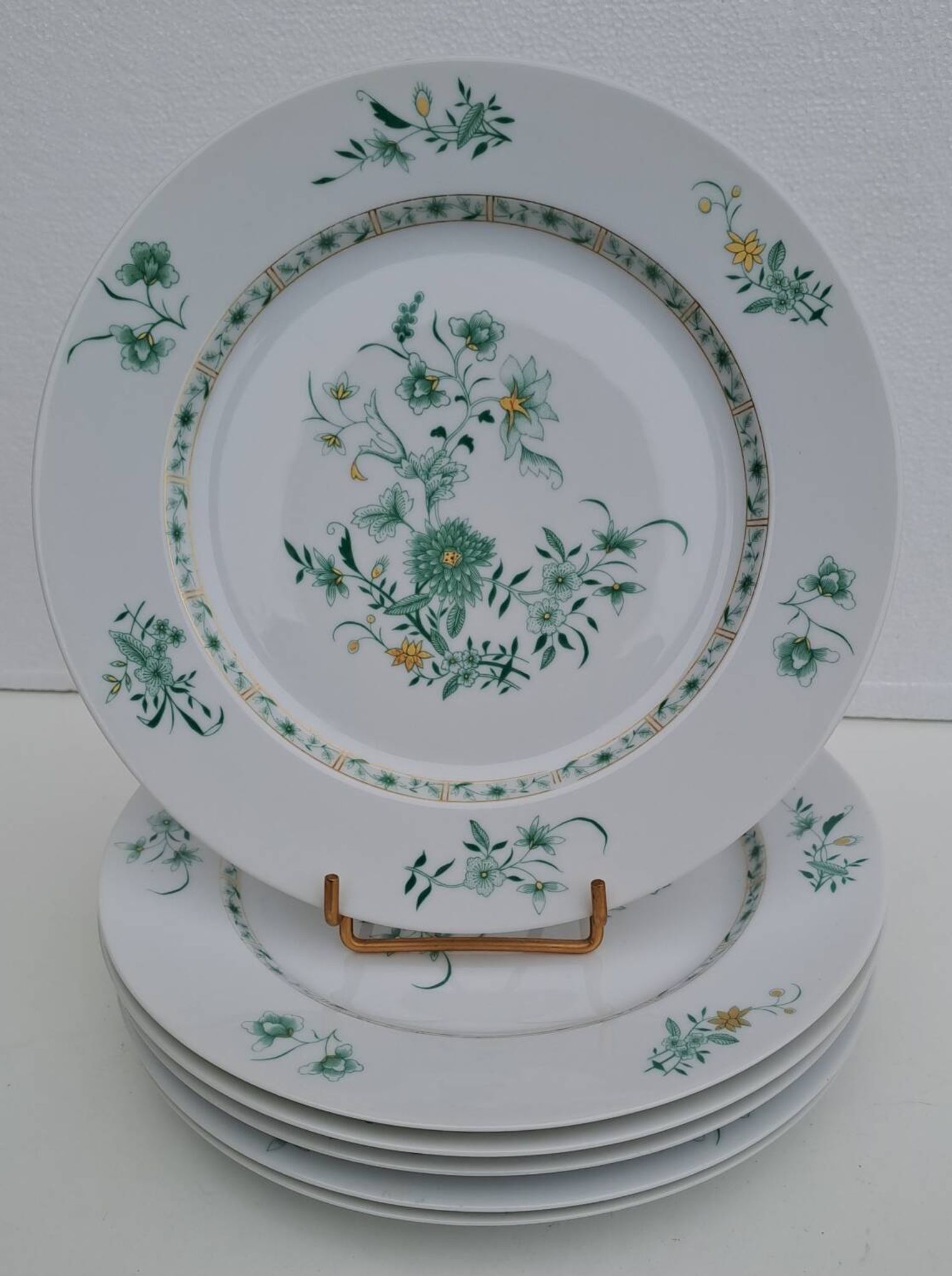 6 assiettes plates en porcelaine Bernardaud Limoges modèle Pékin