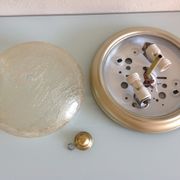 Round ceiling light in gold metal and amber cracked glass 70/80