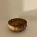 set of 17 decorative items